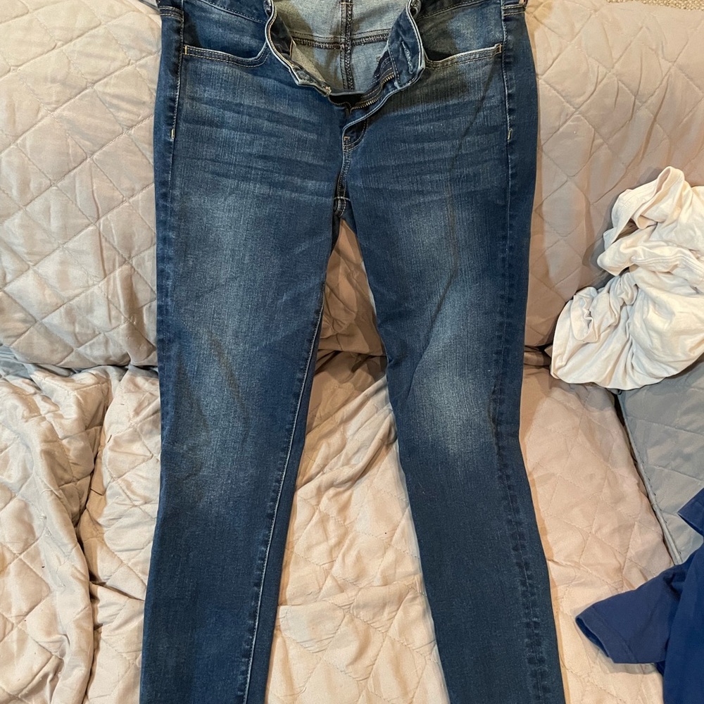 American Eagle Outfitters Dark Blue Skinny Jeans